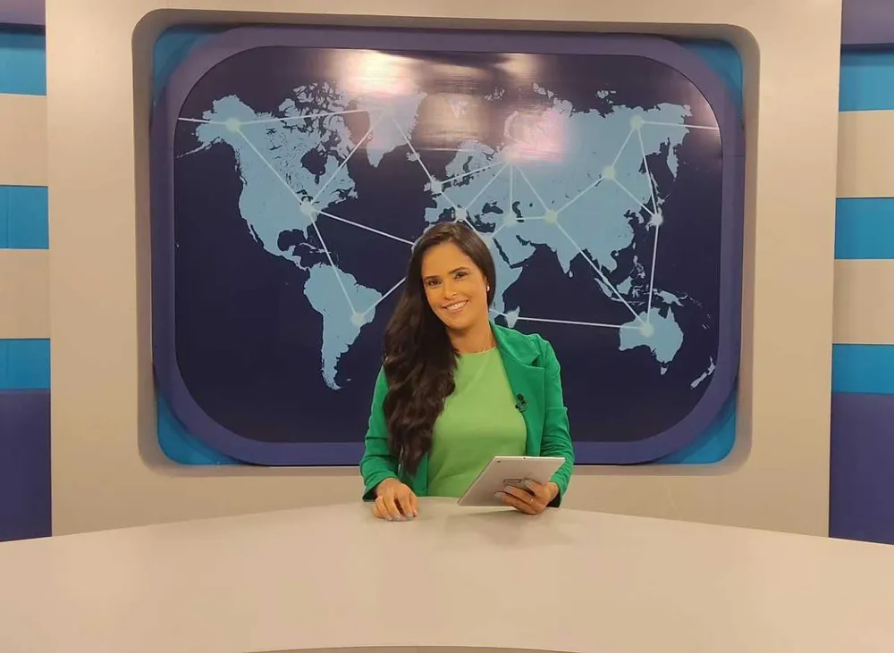 Morre jornalista Elaine Santos, apresentadora do telejornal Canção Nova Notícias SP