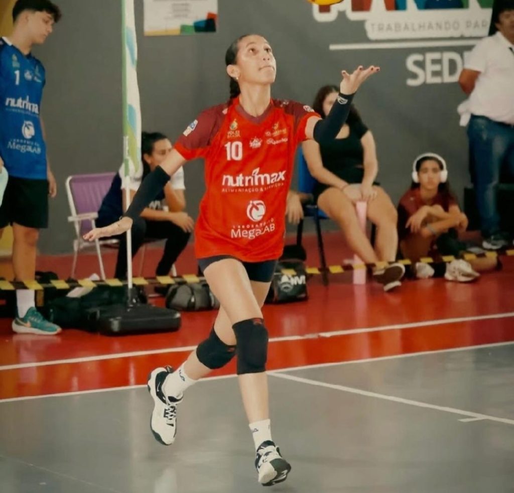 Atleta de  14 anos Ana Clara de Açailândia é convocada para a Seleção Maranhense de Vôlei Sub 18