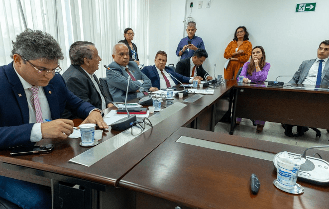 AL-MA: ex-governador Zé Reinaldo e Comissão discutem pobreza no estado