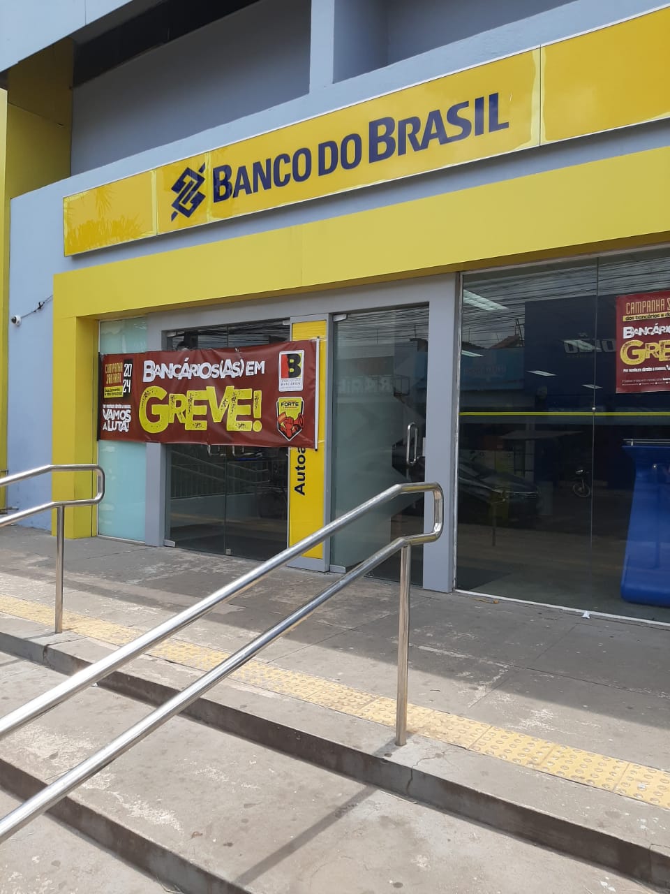 Santa Inês: Greve dos bancários chega ao 4º dia  e agências do Banco do Brasil, Basa e Caixa seguem fechadas 